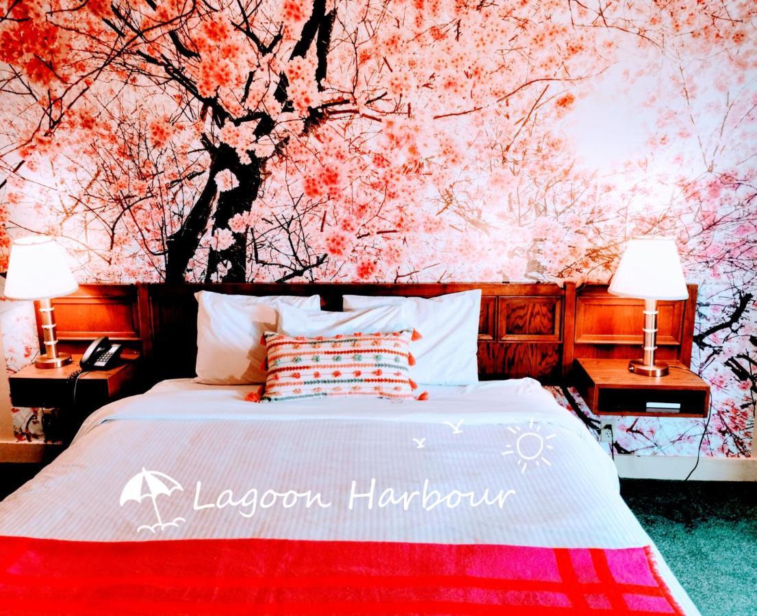 Lagoon Harbour Resort & Hotel Orillia Exterior foto